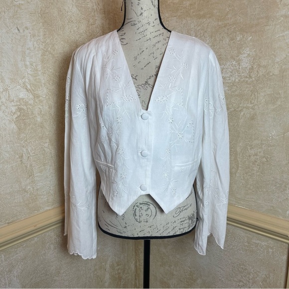 Avec Les Filles Women's Cotton Eyelet Vest-Style Top White Embroidered Sz L - Picture 5 of 13